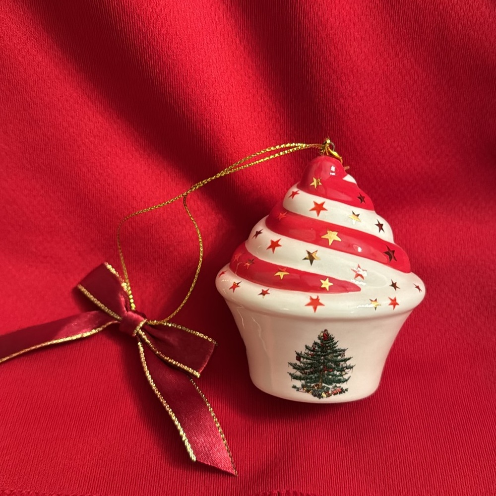 Spode Cupcake Christmas Ornament - NIB